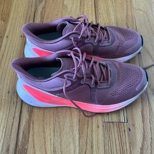 Lululemon trainers size 9. Worn only once